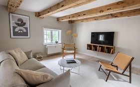 City Apartment With Exposed Ceiling Beams